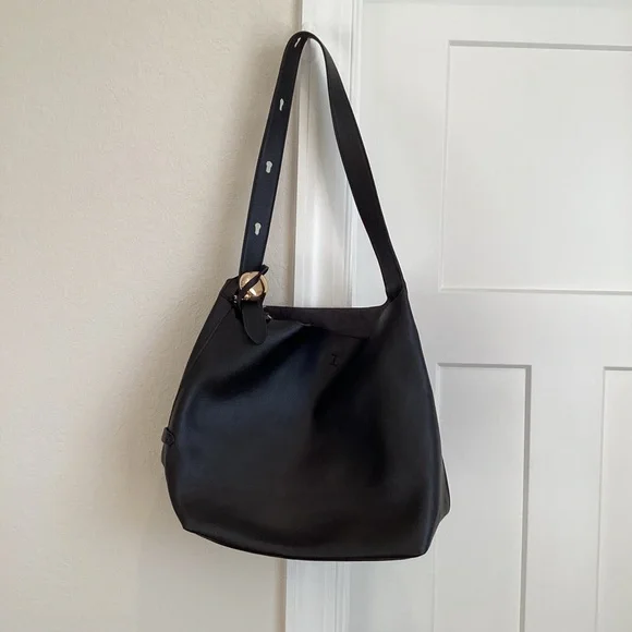 Anthropologie Slouchy Faux-Leather Tote NWOT Black Gold Knob - Picture 5 of 11
